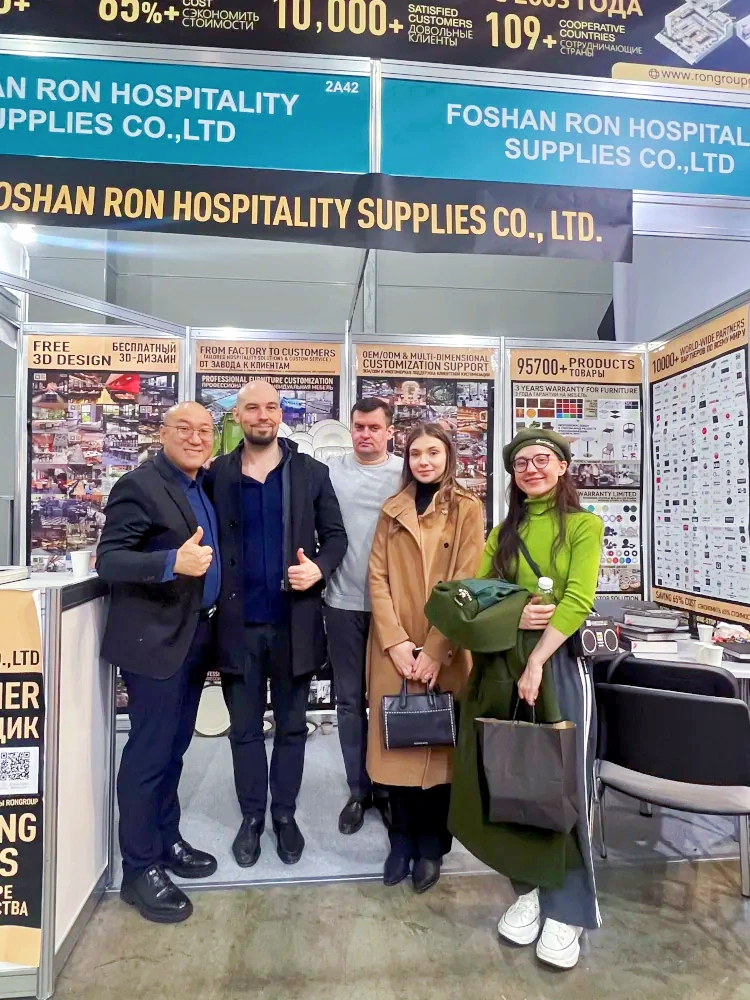 New partnership meetings at the booth