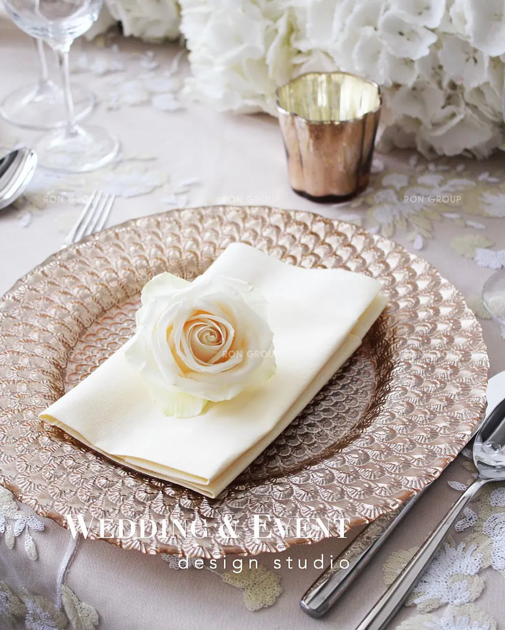 gold-decorative-plate-detail