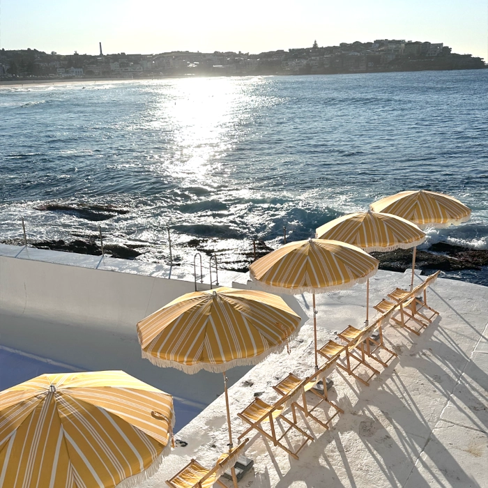 PATIO UMBRELLA - YELLOW STRIPED - Image 5