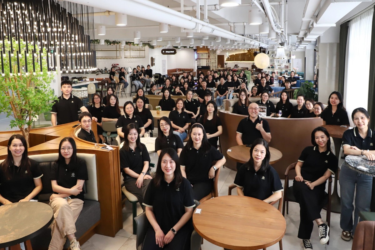 RON GROUP Global Operation Center Team