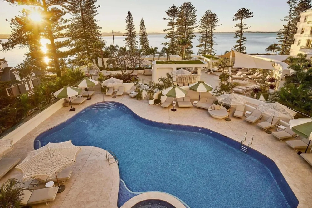 Brighton Novotel Coastal Lounge Rattan Seating Area Brighton Novotel Versatile Lounge Seating Coastal Luxury Style