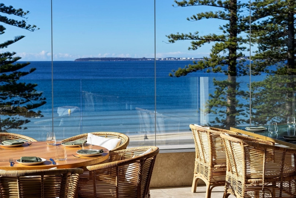 Brighton Novotel Flexible Modular Event Seating Brighton Novotel Multi-Functional Event Space Coastal Design