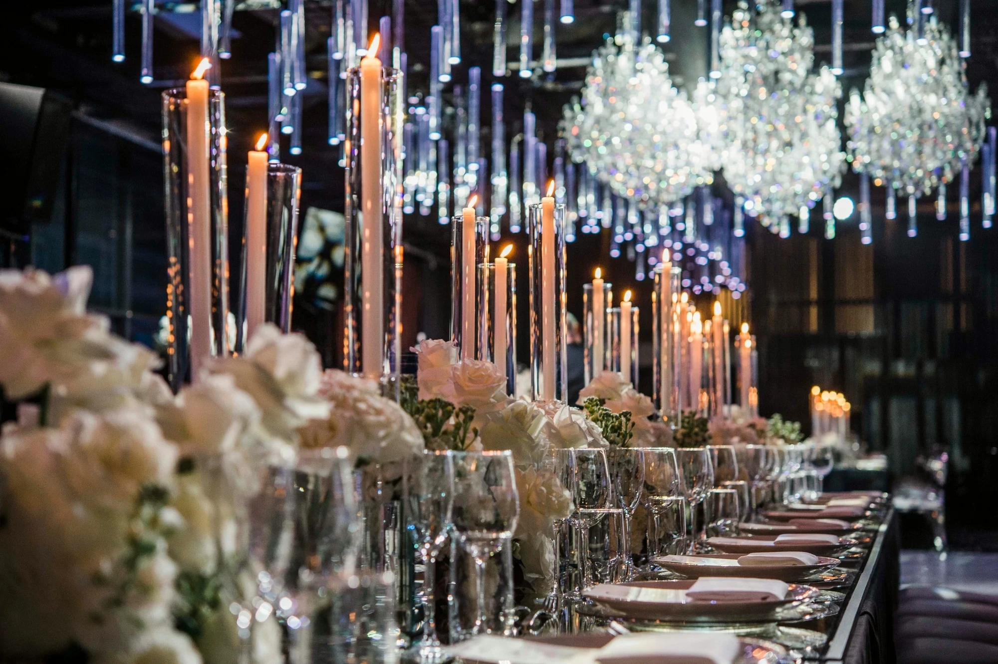 RON GROUP INSIDE DH Series Themed Event Table Arrangement RON GROUP INSIDE DH Series Stylish Themed Banquet Furniture & Decor