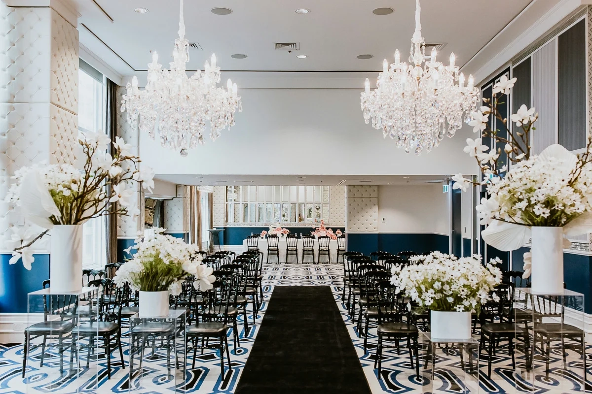 RON GROUP INSIDE DH Series High-End Banquet Table Setting RON GROUP INSIDE DH Series Premium Event Tableware & Luxury Banquet Decor Display