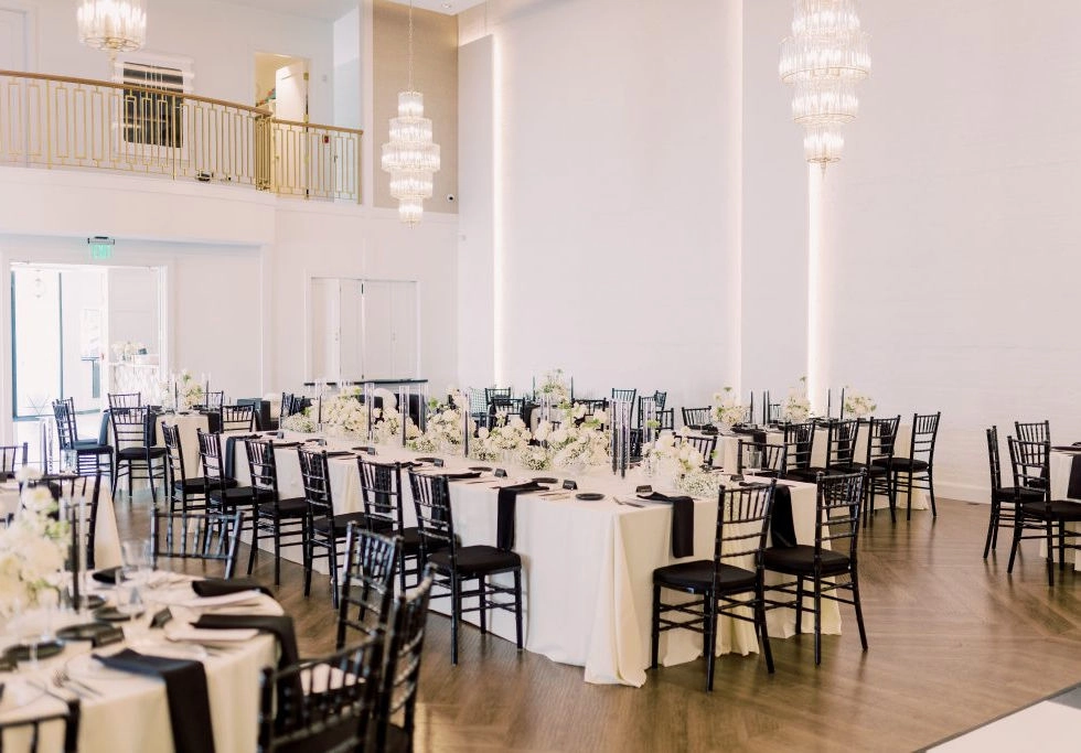 Black Chairs with White Tables Modern Banquet Hall Design Black Chairs Leaning Against White Tables in Modern Crystal Lamp Banquet Hall